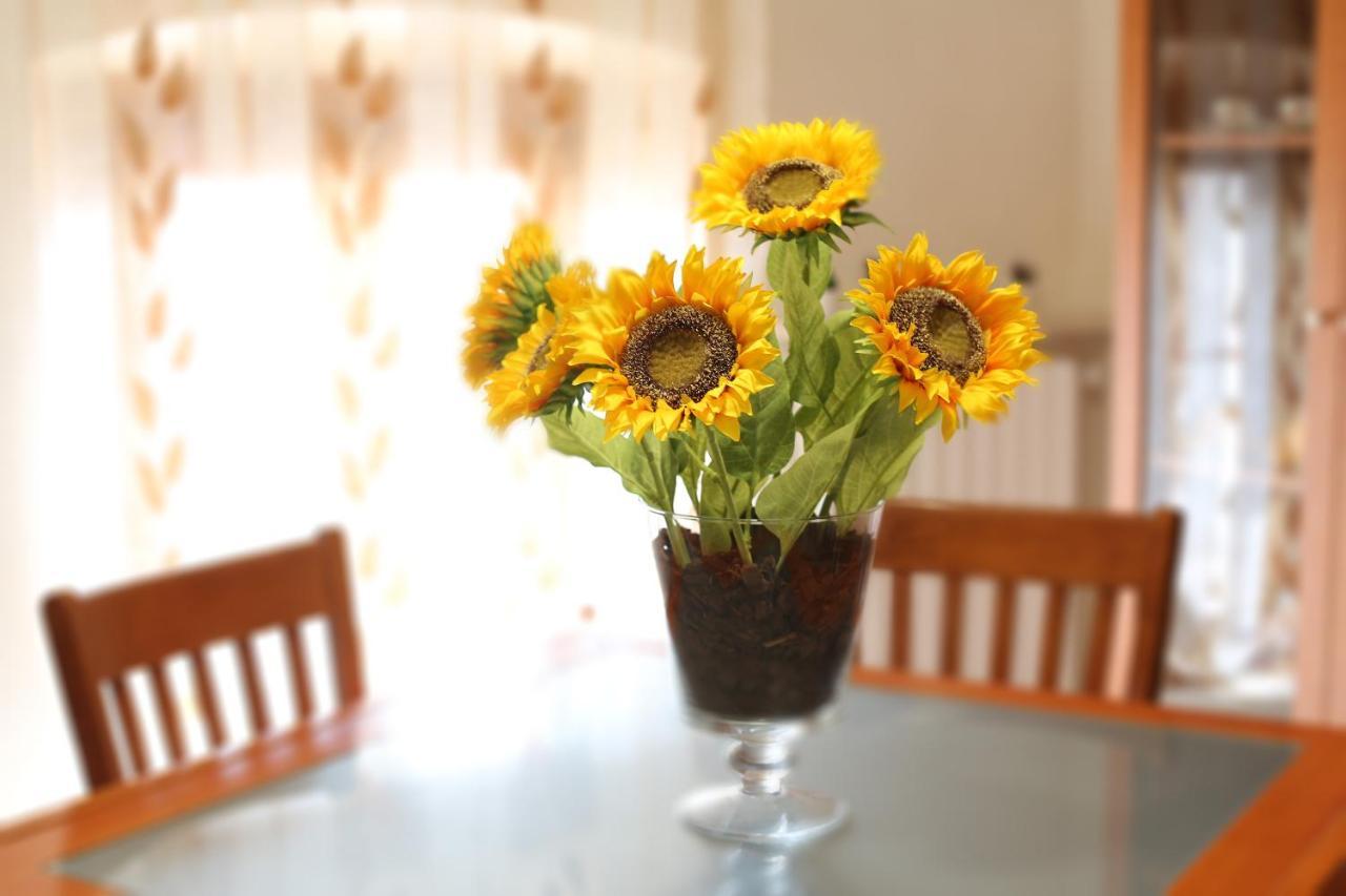 Flower Apartments Bardolino Dış mekan fotoğraf