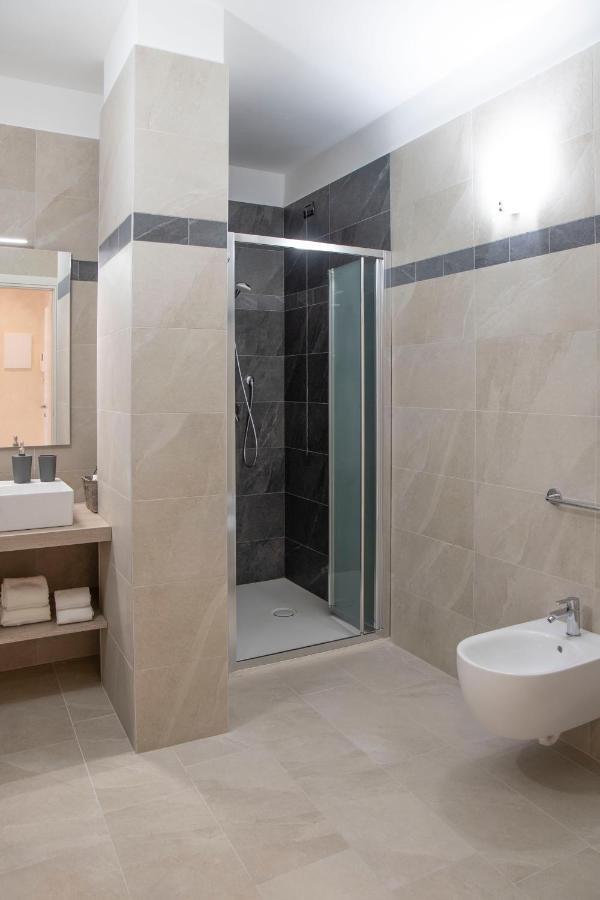 Flower Apartments Bardolino Dış mekan fotoğraf